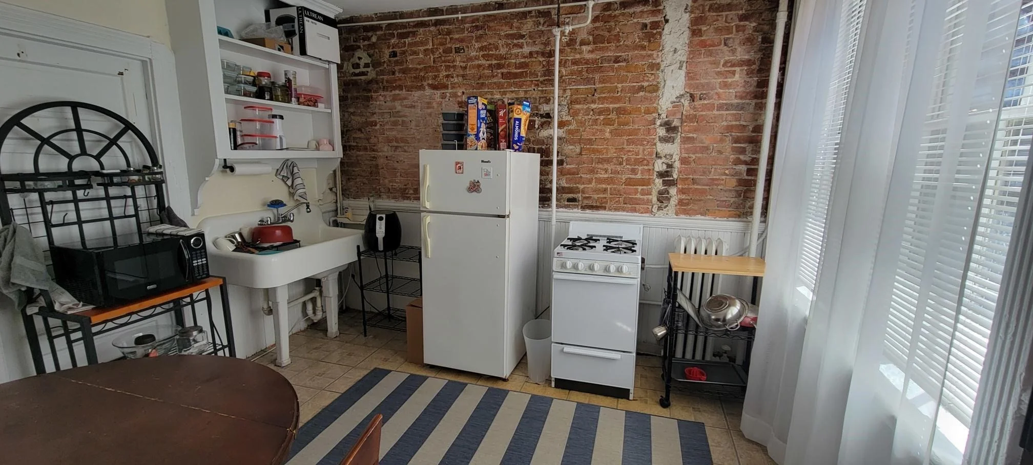 1 bed, 1 bath apartment for rent at 76 Myrtle St Unit 7, Beacon Hill — photo 2 of 11