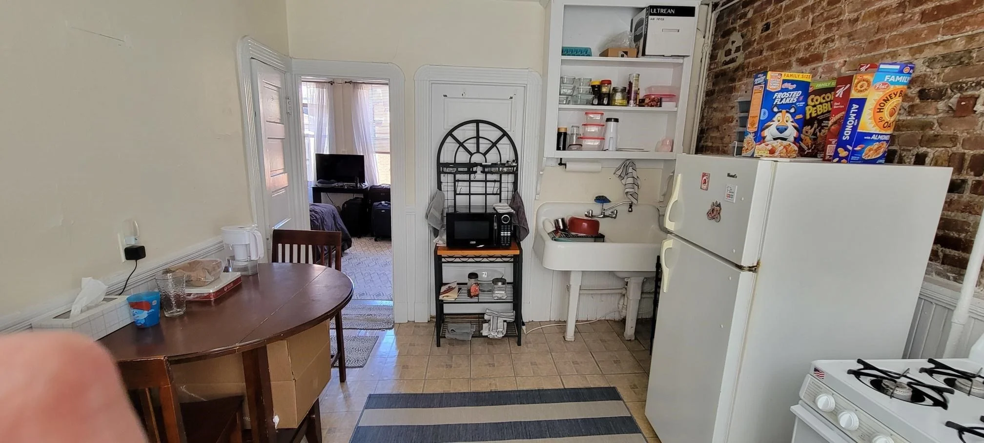 1 bed, 1 bath apartment for rent at 76 Myrtle St Unit 7, Beacon Hill — photo 3 of 11