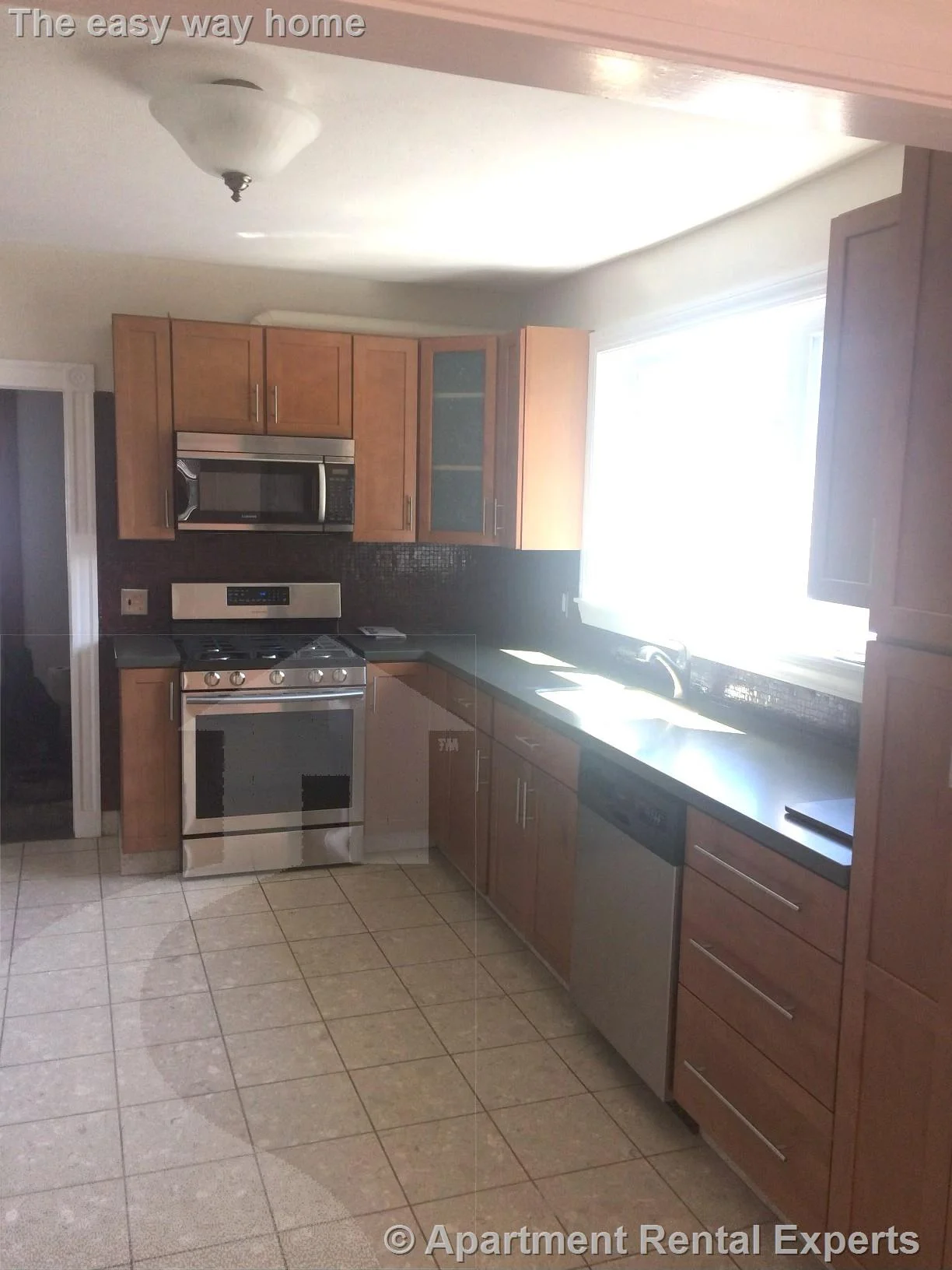 3 bed, 2 bath apartment for rent at 76 Oak St Unit 3, Inman Square — photo 1 of 11