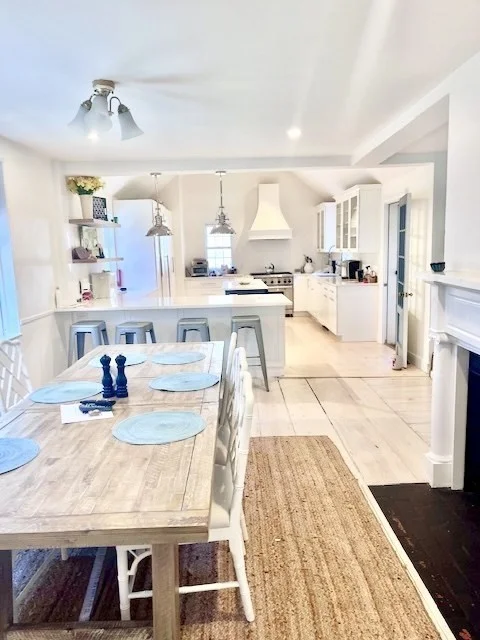 4 bed, 3 bath apartment for rent at 76 Orange St, Nantucket (vil) — photo 10 of 34
