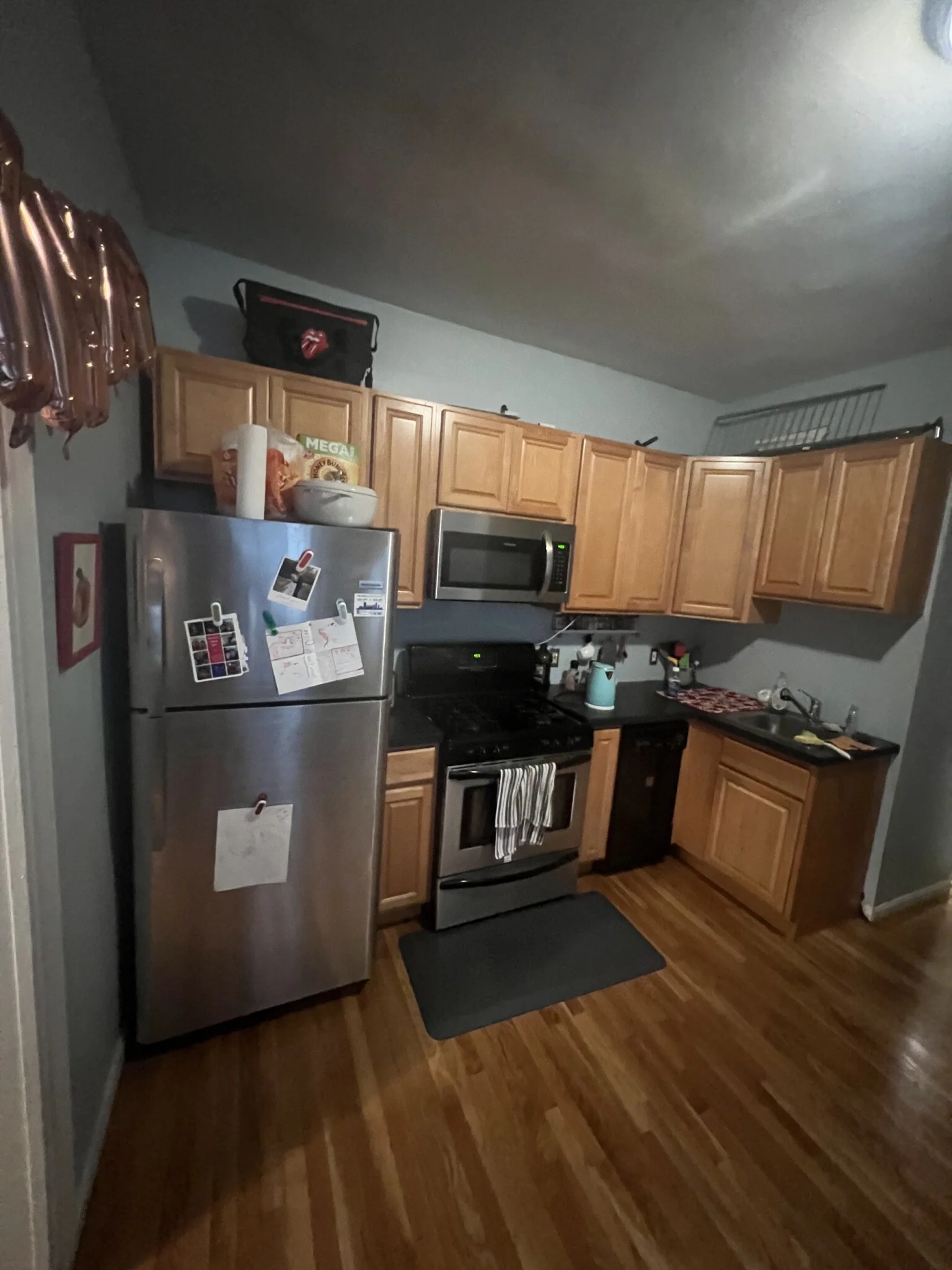 2 bed, 1 bath apartment for rent at 76 Phillips St Unit 2, Beacon Hill — photo 2 of 40