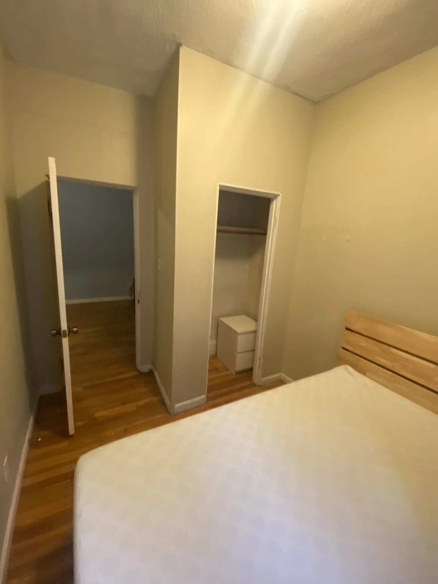 2 bed, 1 bath apartment for rent at 76 Phillips St Unit 2, Beacon Hill — photo 37 of 40