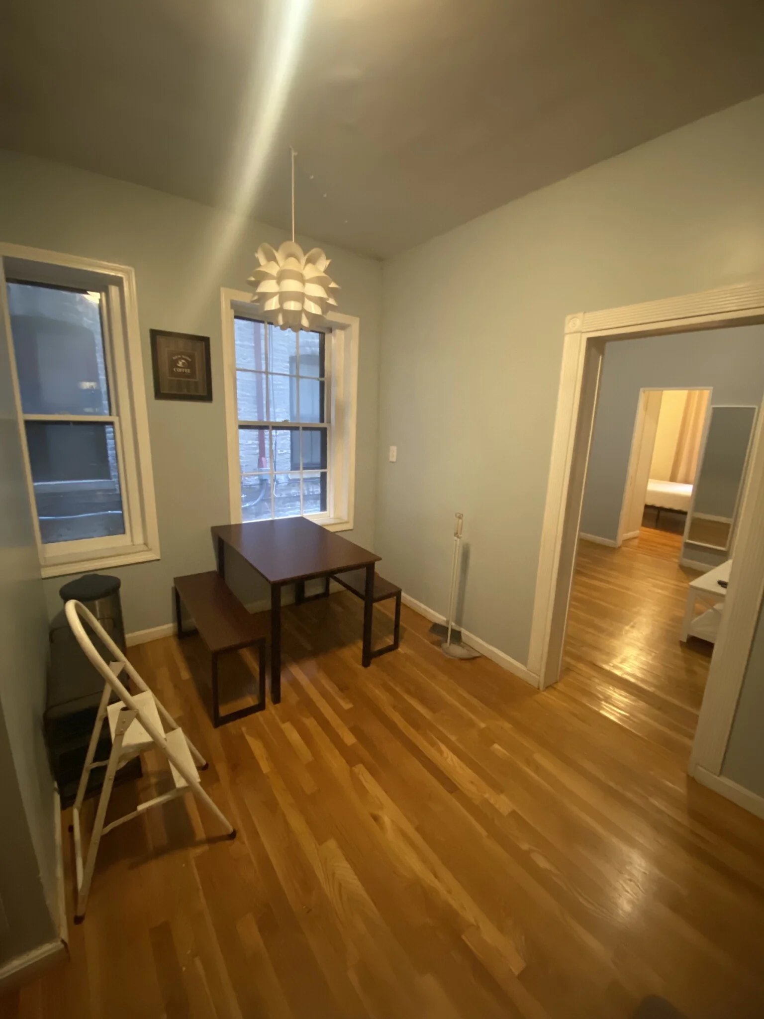 2 bed, 1 bath apartment for rent at 76 Phillips St Unit 2, Beacon Hill — photo 18 of 40