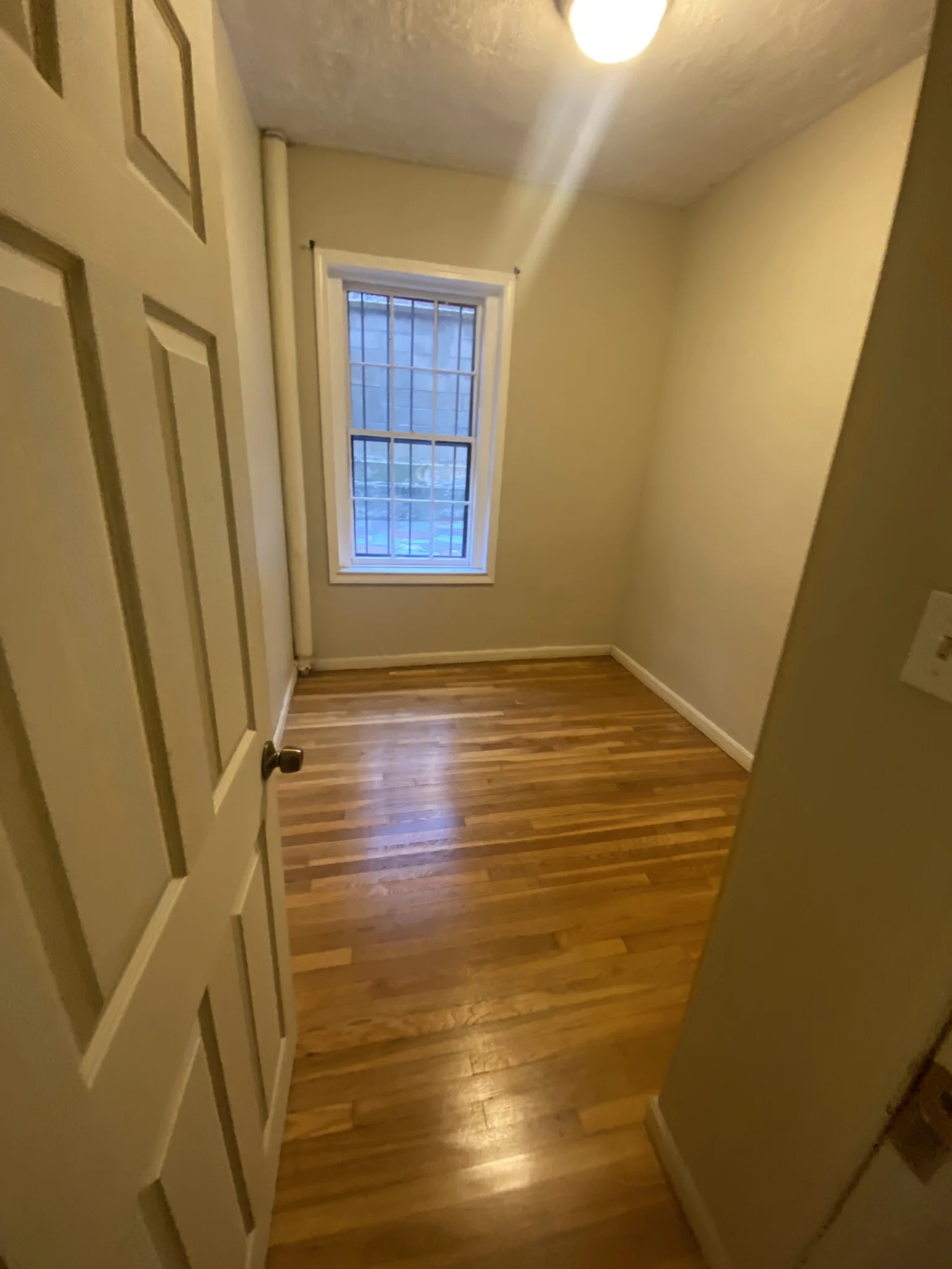 2 bed, 1 bath apartment for rent at 76 Phillips St Unit 2, Beacon Hill — photo 39 of 40