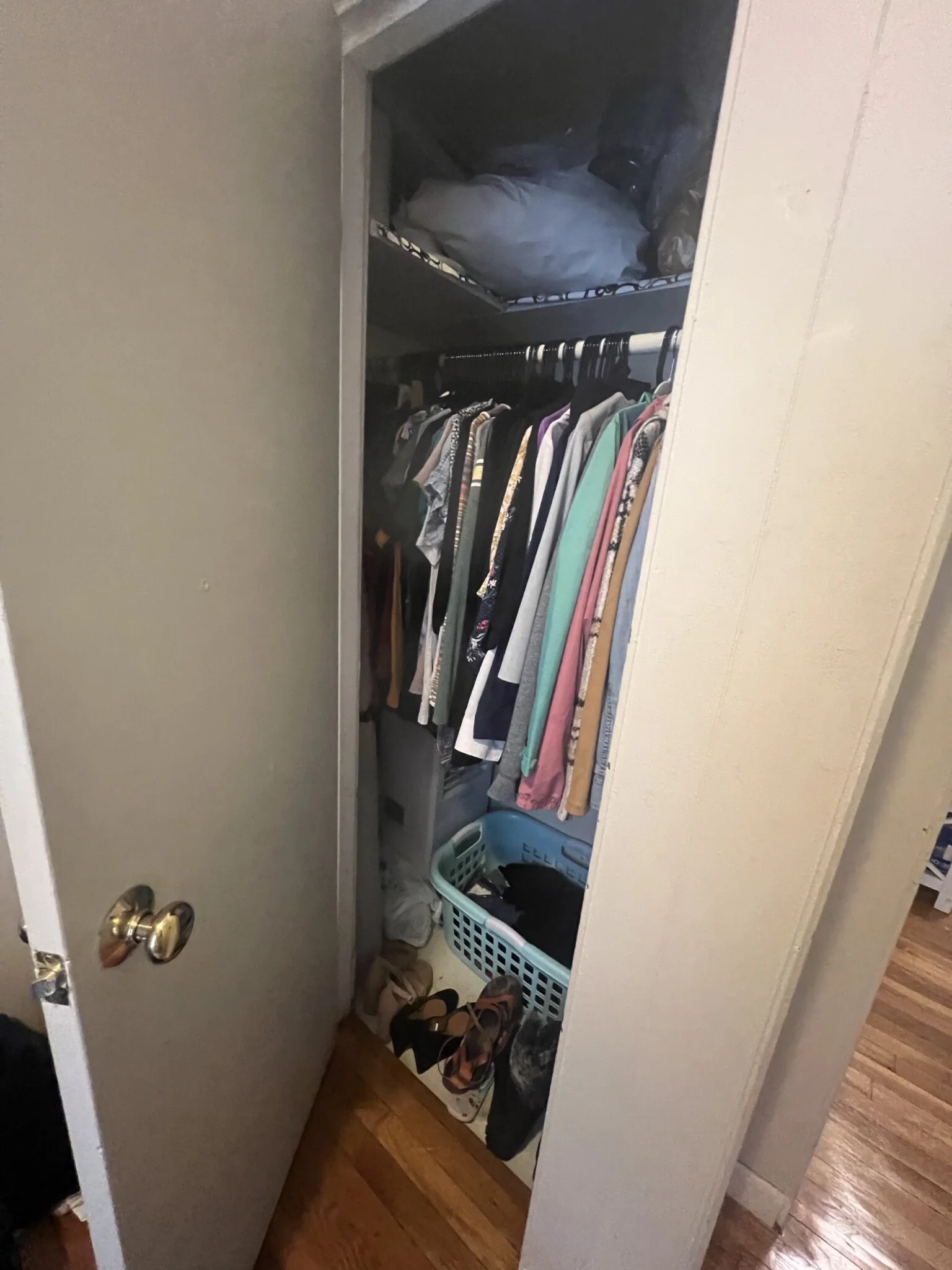 2 bed, 1 bath apartment for rent at 76 Phillips St Unit 2, Beacon Hill — photo 7 of 40