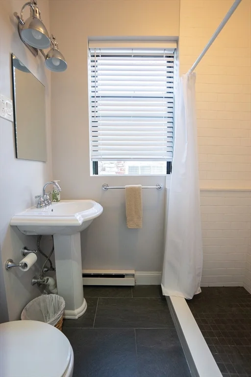 2 bed, 1 bath apartment for rent at 76 Phillips St Unit 8, Beacon Hill — photo 10 of 10