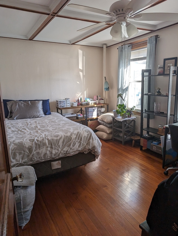 3 bed, 1 bath apartment for rent at 76 Phipps St Unit 1, Quincy — photo 4 of 10