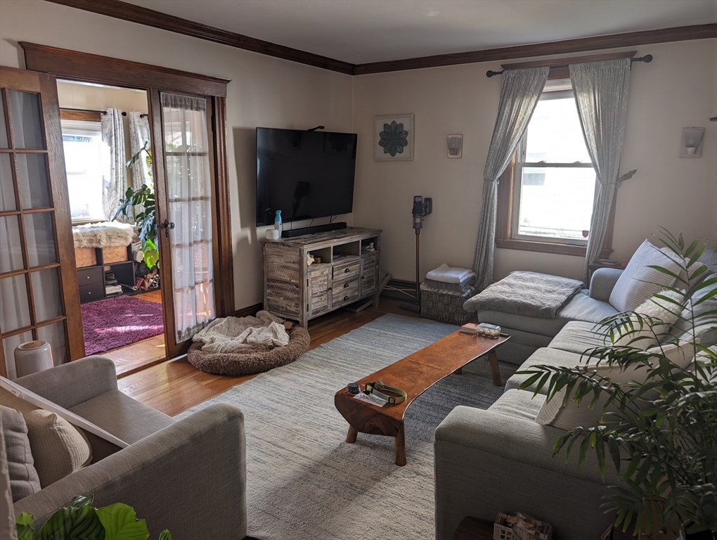 3 bed, 1 bath apartment for rent at 76 Phipps St Unit 1, Quincy — photo 6 of 10