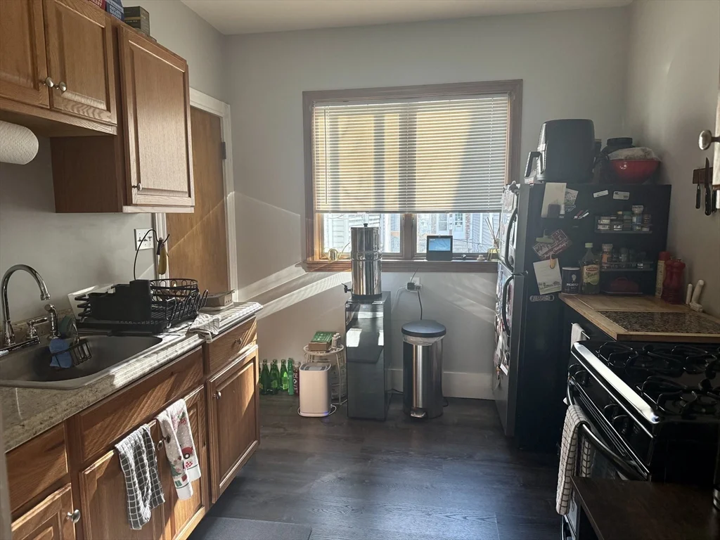 2 bed, 1 bath apartment for rent at 76 Plymouth St Unit 76, Kendall Square — photo 7 of 16