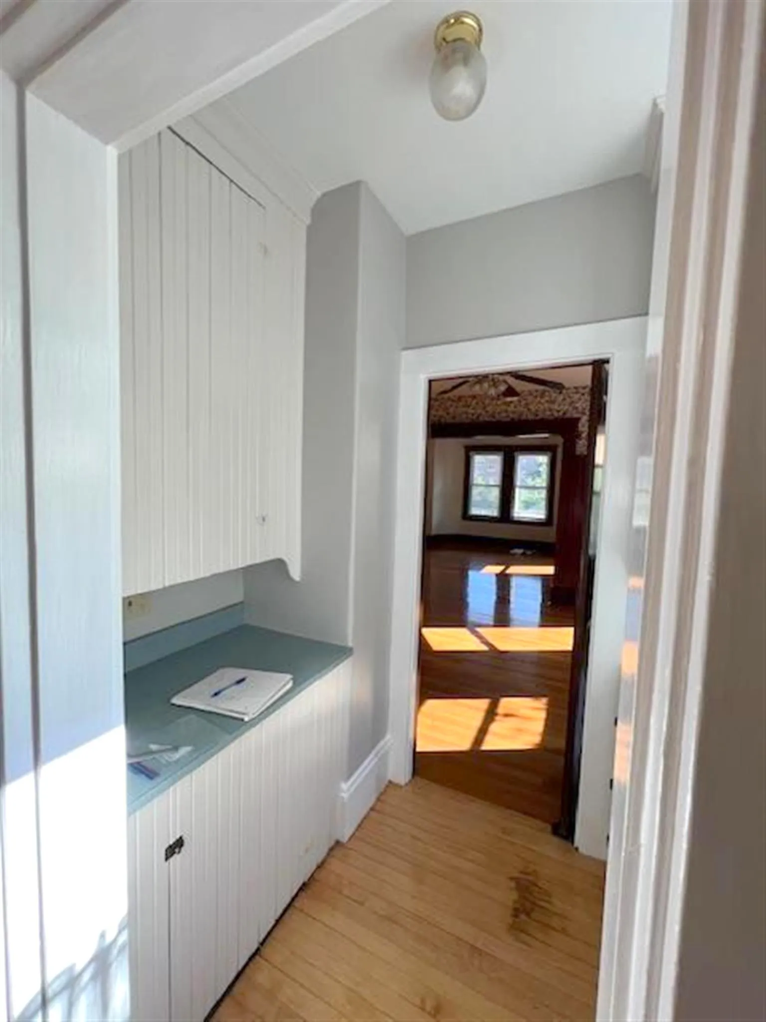 2.5 bed, 1 bath apartment for rent at 76 Powderhouse Blvd Unit 1, Tufts — photo 6 of 24