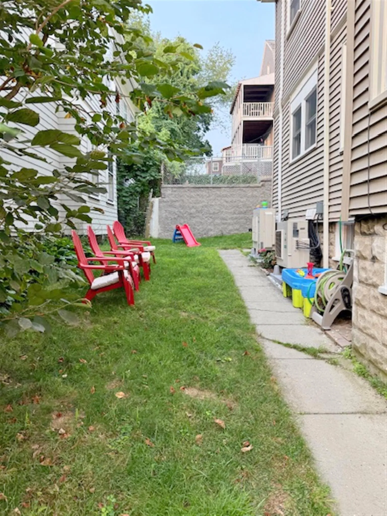 2.5 bed, 1 bath apartment for rent at 76 Powderhouse Blvd Unit 1, Tufts — photo 21 of 24