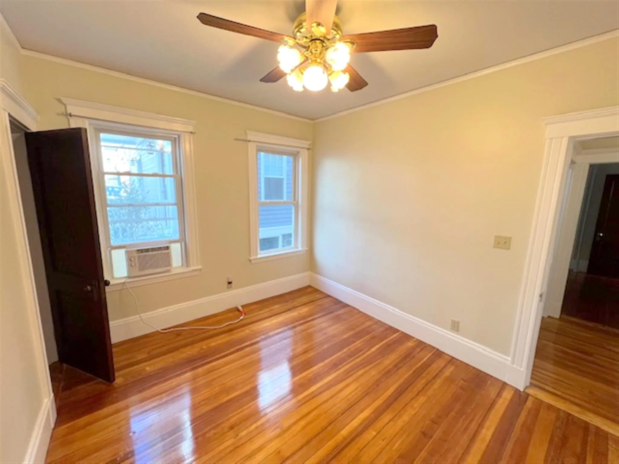 2.5 bed, 1 bath apartment for rent at 76 Powderhouse Blvd Unit 1, Tufts — photo 18 of 24