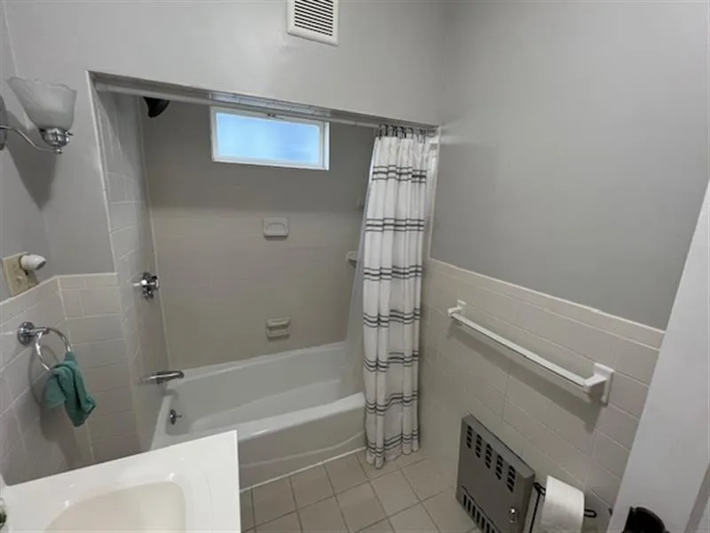 2 bed, 1 bath apartment for rent at 76 Powder House Boulevard Unit 1, Tufts — photo 22 of 28