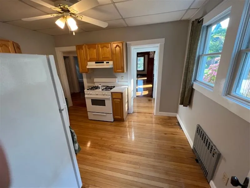 2 bed, 1 bath apartment for rent at 76 Powder House Boulevard Unit 1, Tufts — photo 7 of 28