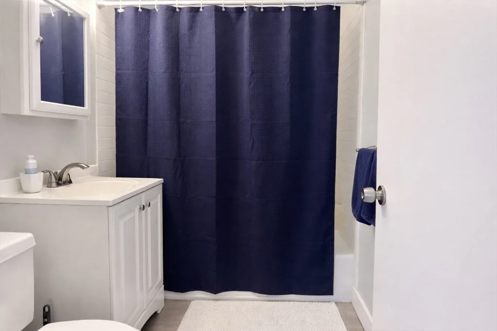 2 bed, 1 bath apartment for rent at 76 Prospect St Unit 76, Watertown — photo 10 of 15
