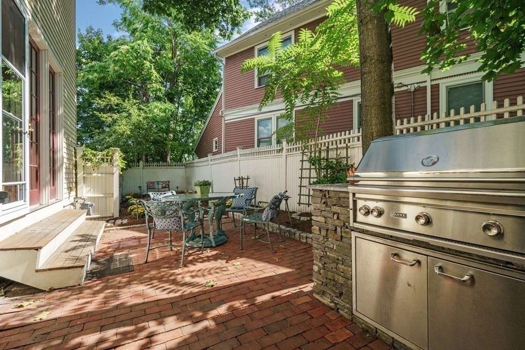 2 bed, 2 bath apartment for rent at 76 Putnam Ave Unit 3, Cambridge — photo 1 of 28