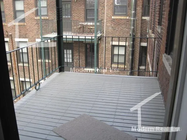 4 bed, 2 bath apartment for rent at 76 Quint Ave Unit 1, Allston — photo 7 of 10