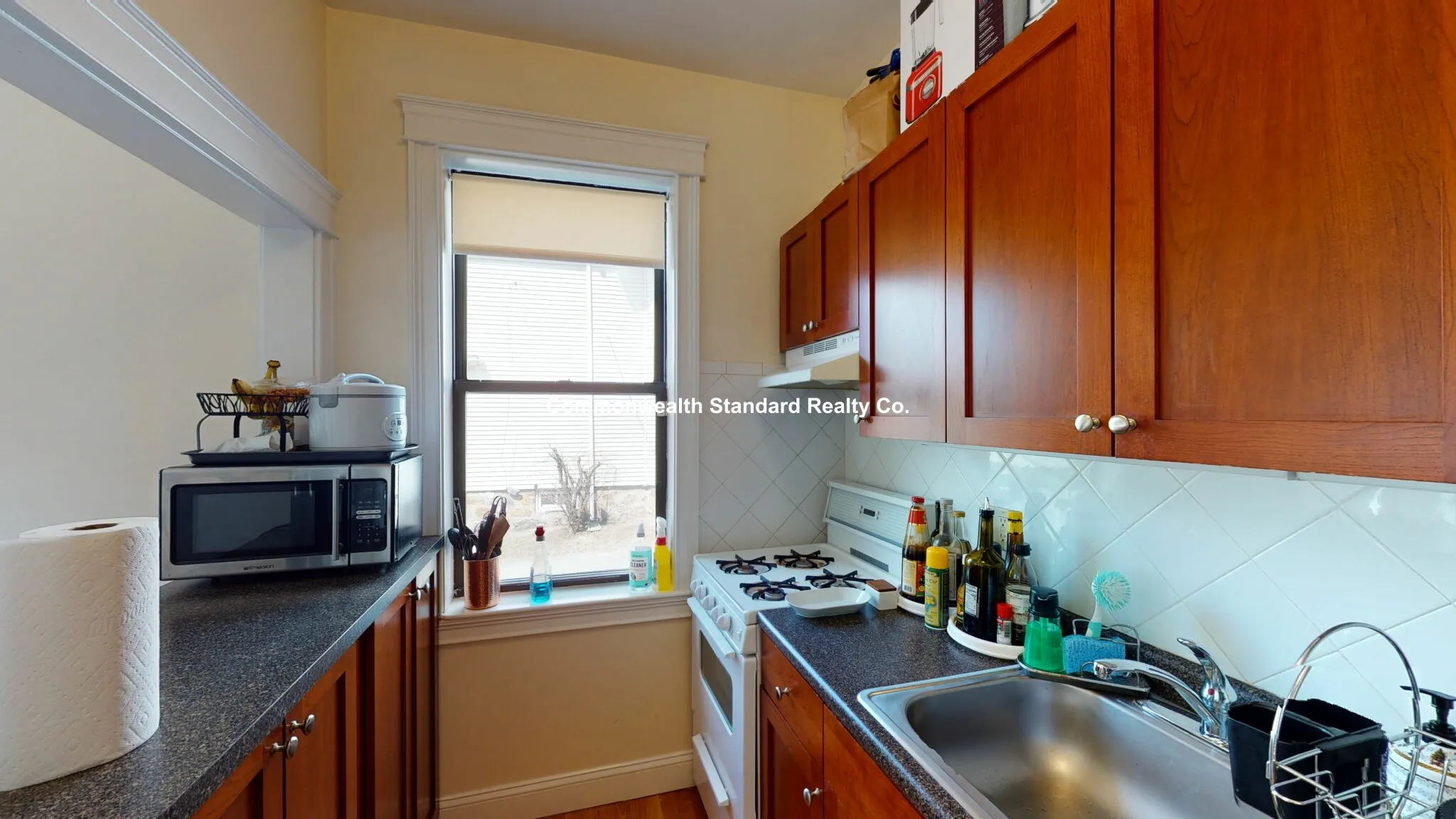1 bed, 1 bath apartment for rent at 76 Quint Ave Unit 3, Allston — photo 25 of 38