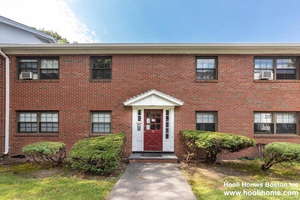 2 bed, 1 bath apartment for rent at 76 Renwick Rd Unit A, Horace Mann — photo 3 of 23