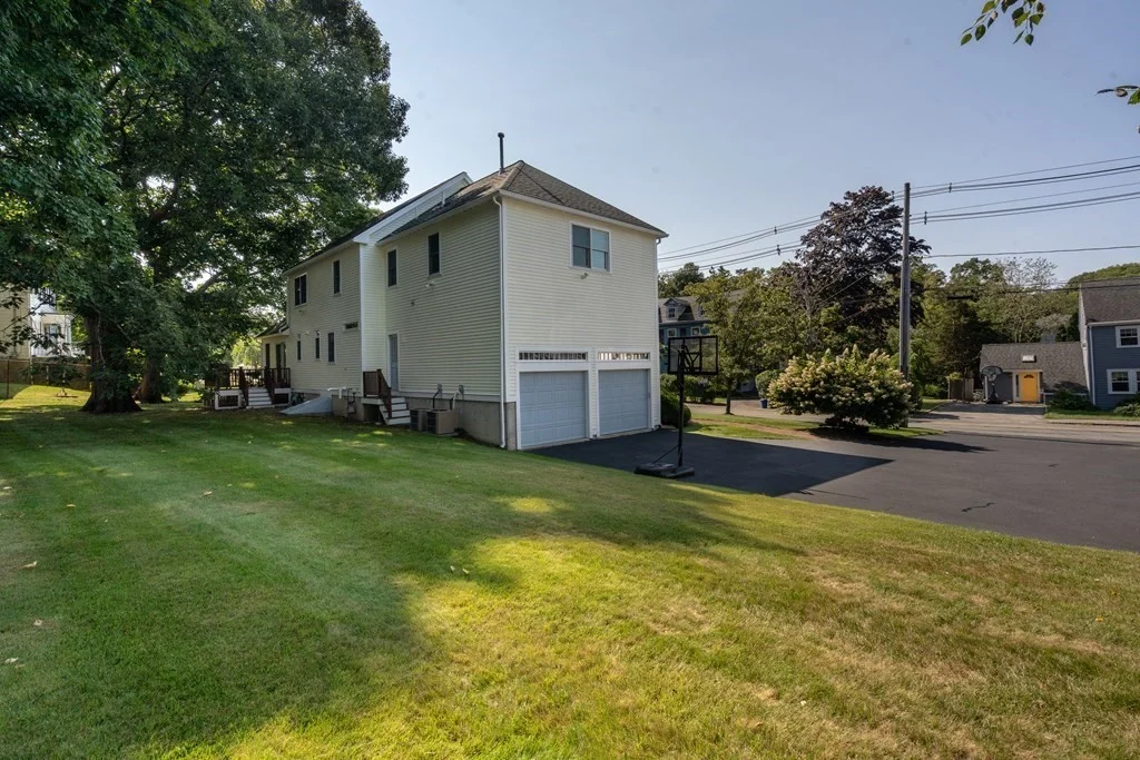 5 bed, 4+ bath apartment for rent at 76 Rockaway, Marblehead — photo 31 of 35