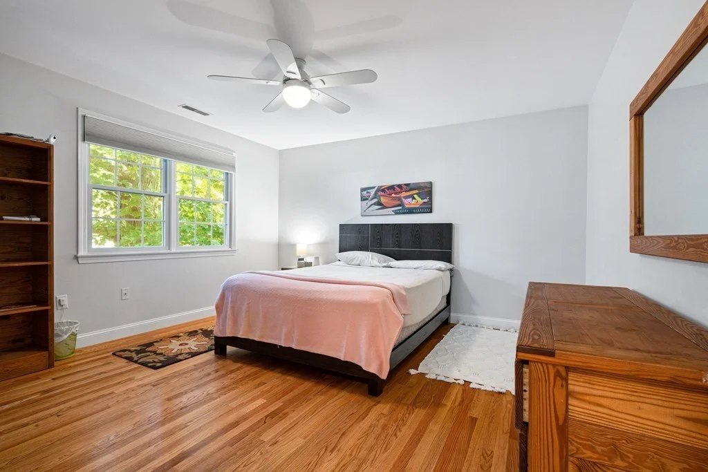 5 bed, 4+ bath apartment for rent at 76 Rockaway, Marblehead — photo 16 of 35
