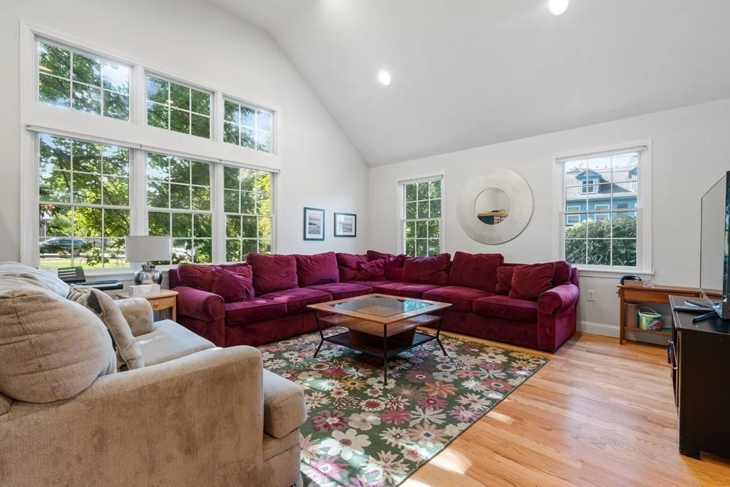 5 bed, 4+ bath apartment for rent at 76 Rockaway, Marblehead — photo 5 of 35