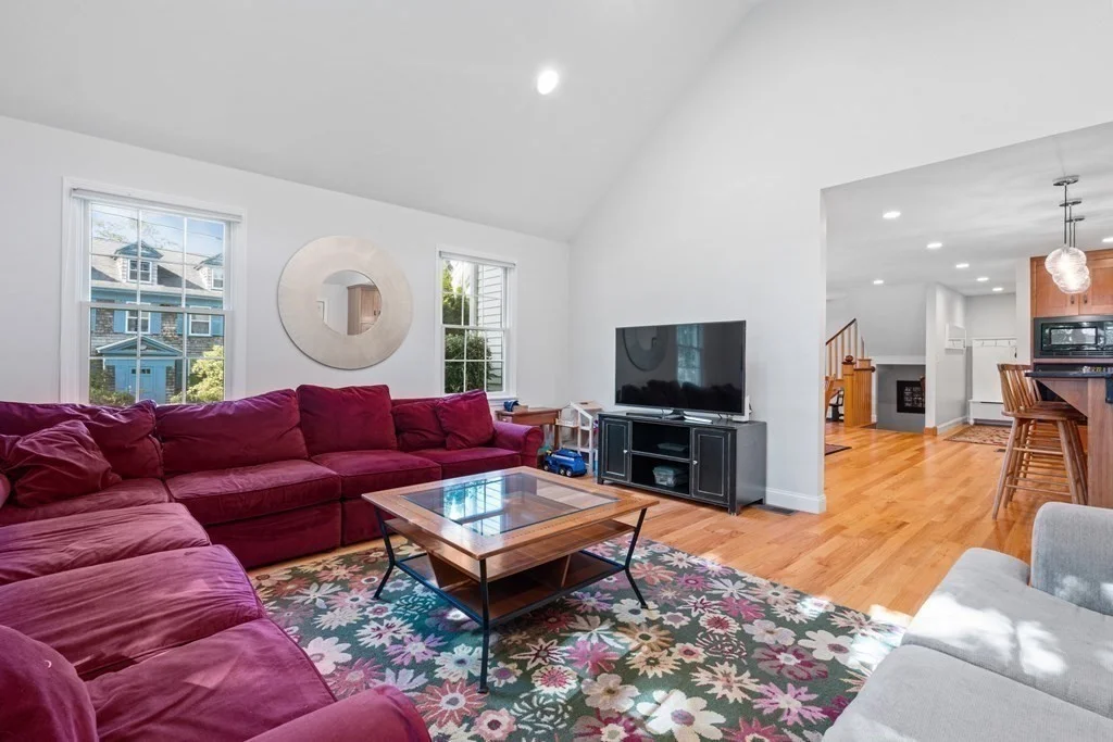 5 bed, 4+ bath apartment for rent at 76 Rockaway, Marblehead — photo 6 of 35
