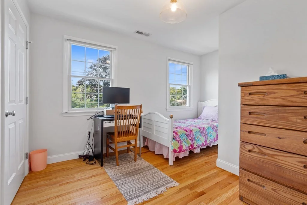 5 bed, 4+ bath apartment for rent at 76 Rockaway, Marblehead — photo 17 of 35