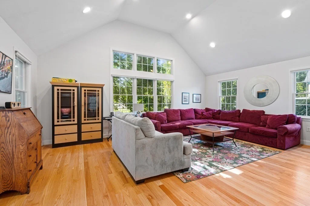 5 bed, 4+ bath apartment for rent at 76 Rockaway, Marblehead — photo 4 of 35