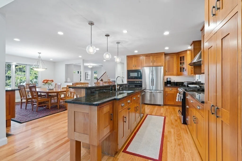 5 bed, 4+ bath apartment for rent at 76 Rockaway, Marblehead — photo 10 of 35