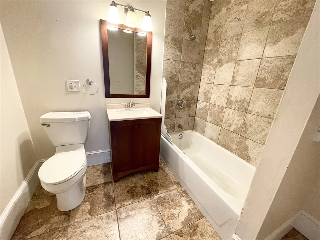 3 bed, 1 bath apartment for rent at 76 Saint Stephen Unit 3, Fenway — photo 6 of 6
