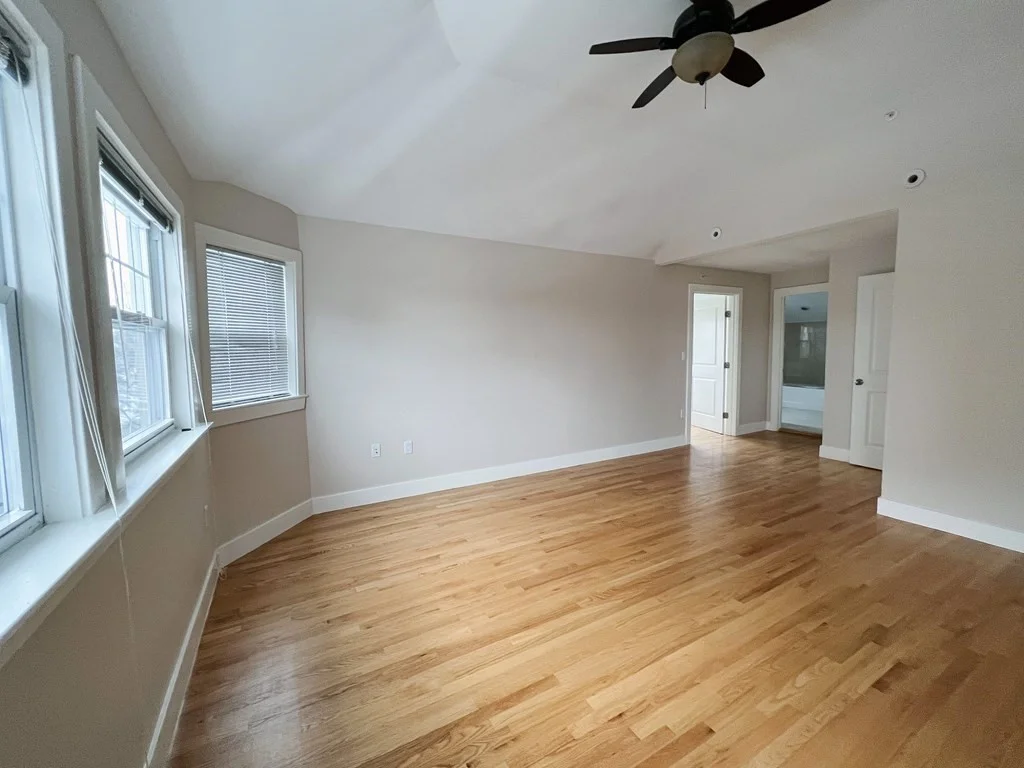 2 bed, 2 bath apartment for rent at 76 Sewall Ave Unit C, Brookline — photo 3 of 24