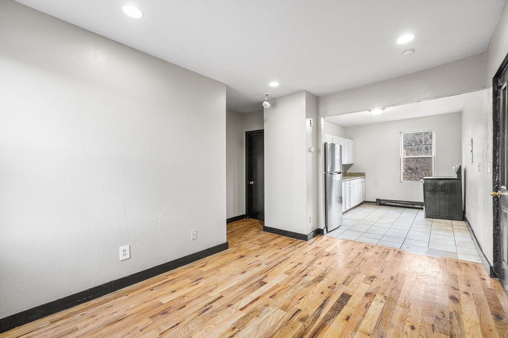2 bed, 1 bath apartment for rent at 76 Sherman Unit 2, Gardner — photo 9 of 15