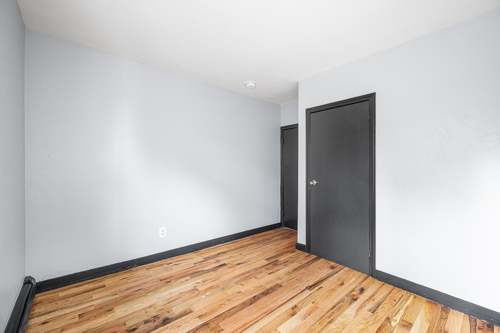 2 bed, 1 bath apartment for rent at 76 Sherman Unit 2, Gardner — photo 10 of 15