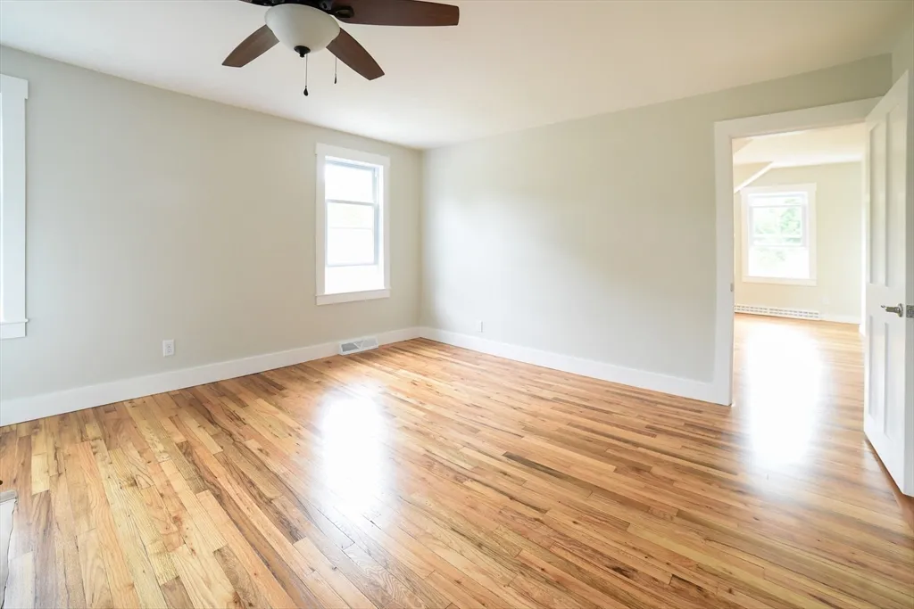 3 bed, 1 bath apartment for rent at 76 Slades Corner Unit 2, Dartmouth — photo 7 of 8