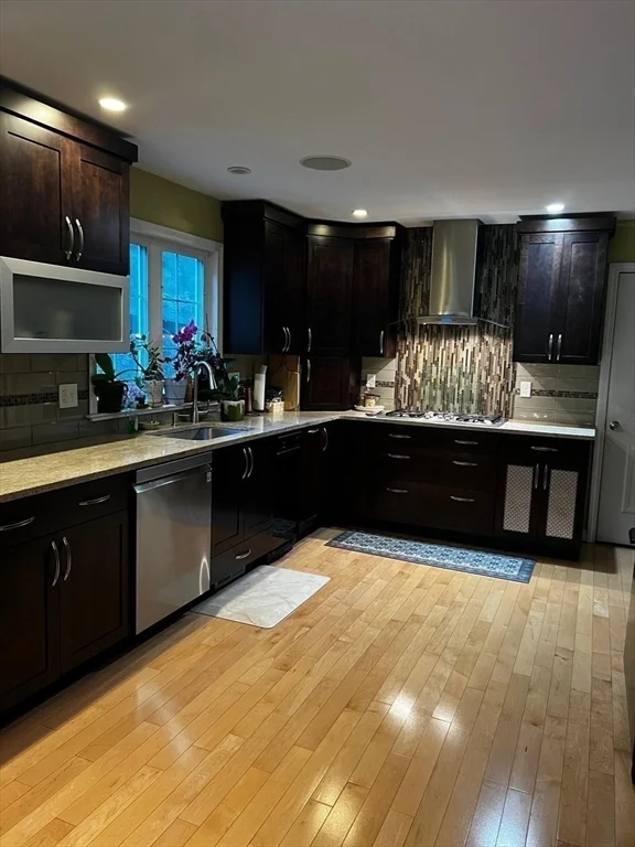 4 bed, 3 bath apartment for rent at 76 Stagecoach Rd, East Holliston — photo 9 of 37