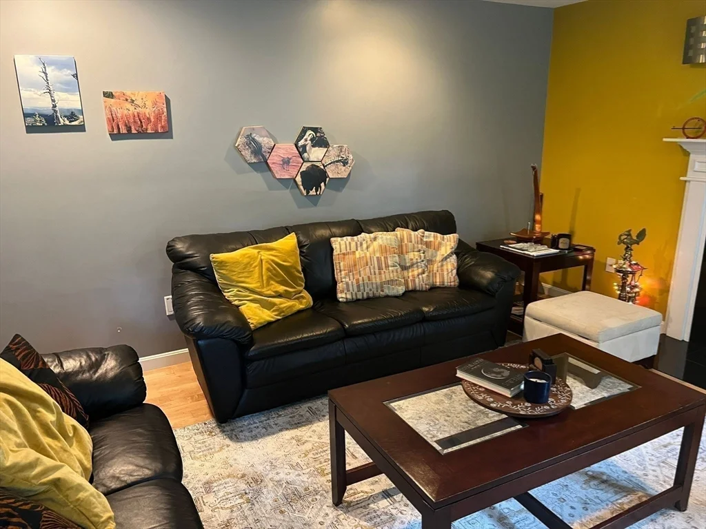 4 bed, 3 bath apartment for rent at 76 Stagecoach Rd, East Holliston — photo 5 of 37