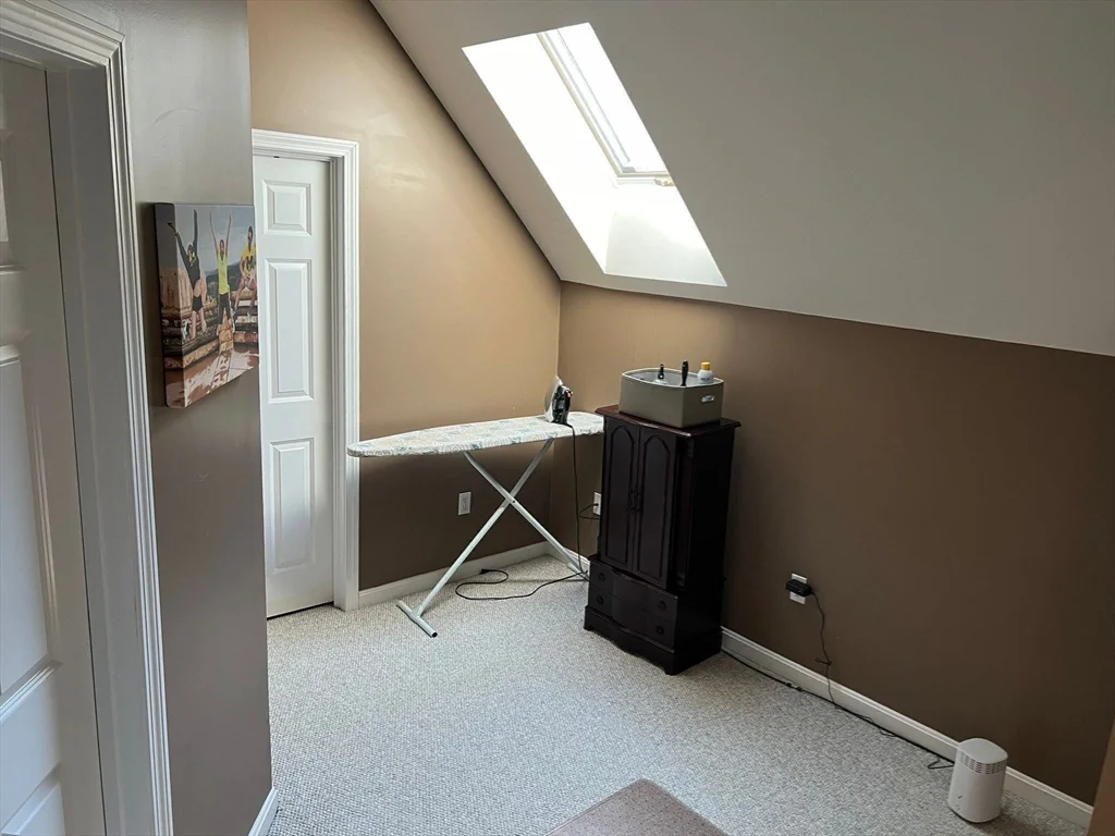 4 bed, 3 bath apartment for rent at 76 Stagecoach Rd, East Holliston — photo 17 of 37