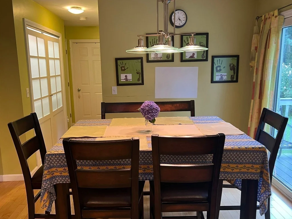 4 bed, 3 bath apartment for rent at 76 Stagecoach Rd, East Holliston — photo 6 of 37
