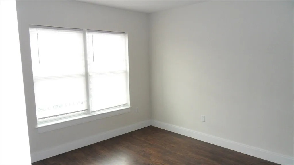 1 bed, 1 bath apartment for rent at 76 Stonley Rd Unit 24, Jamaica Plain — photo 13 of 14
