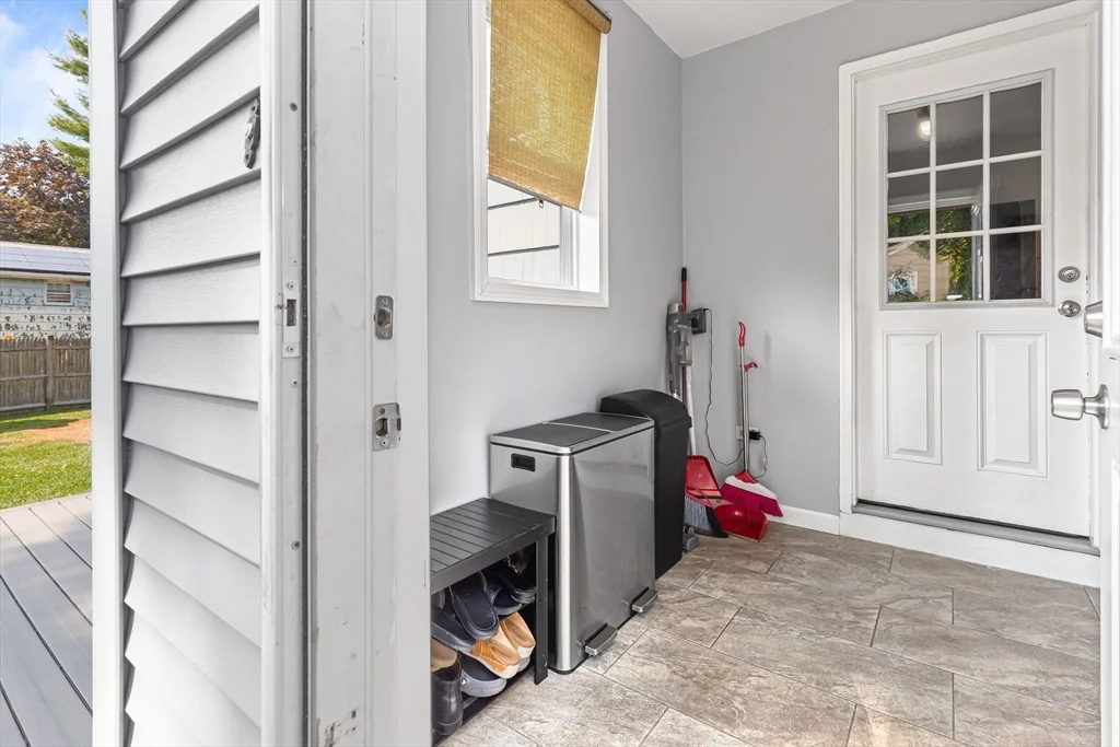 3 bed, 2 bath apartment for rent at 76 Talbot, Brockton — photo 10 of 17