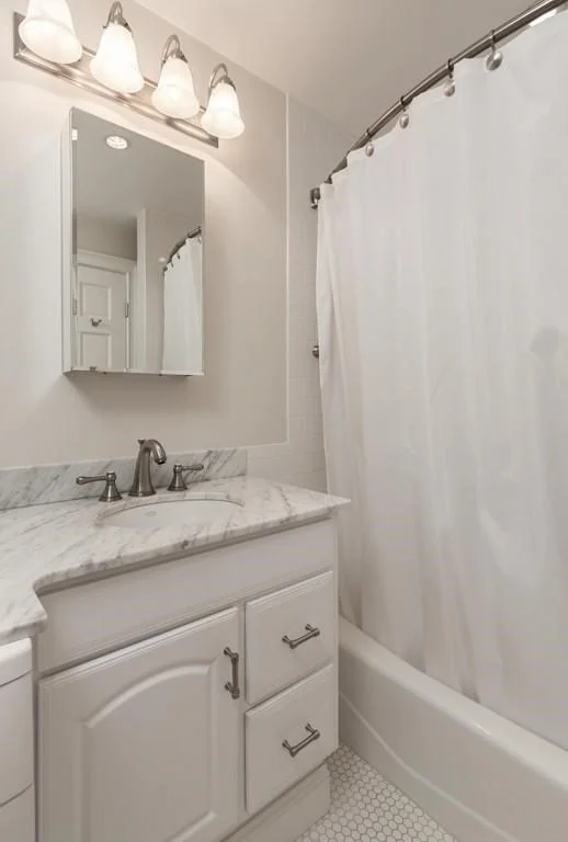 2 bed, 1 bath apartment for rent at 76 W Cedar St Unit 4F, Beacon Hill — photo 7 of 11