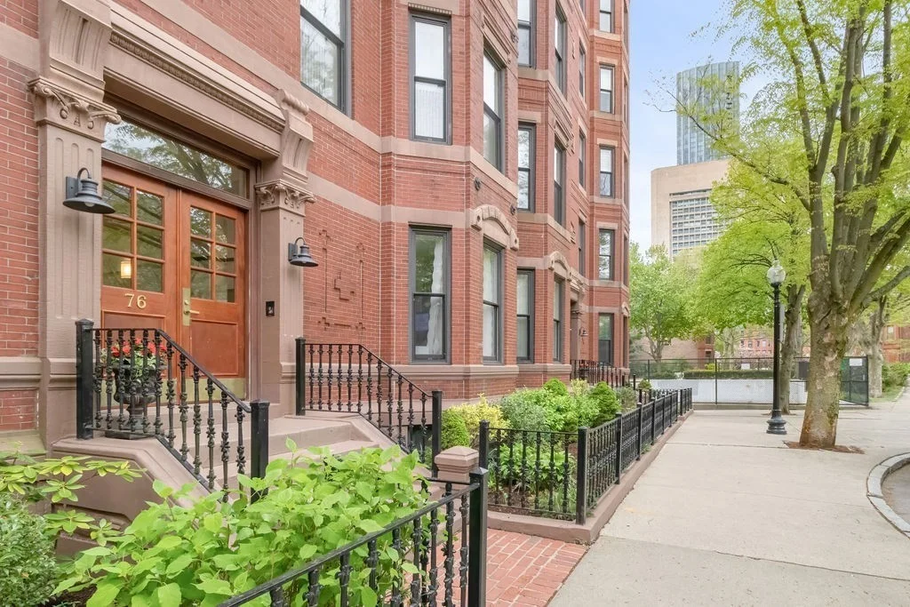 2 bed, 2 bath apartment for rent at 76 W Rutland Sq Unit 101, South End