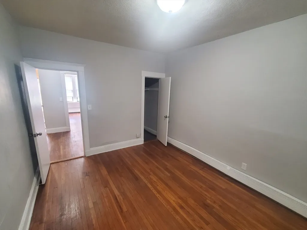 1 bed, 1 bath apartment for rent at 76 Walnut Park Unit 1, Roxbury — photo 8 of 12
