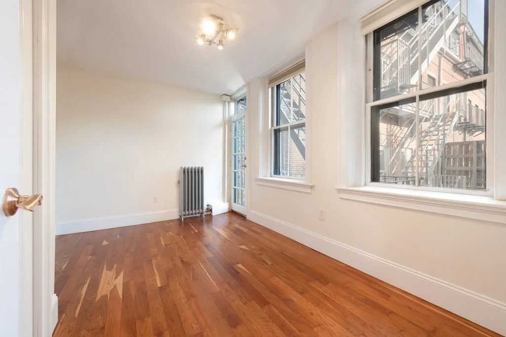 2 bed, 1 bath apartment for rent at 76 West Cedar St Unit 3R, Beacon Hill — photo 14 of 21