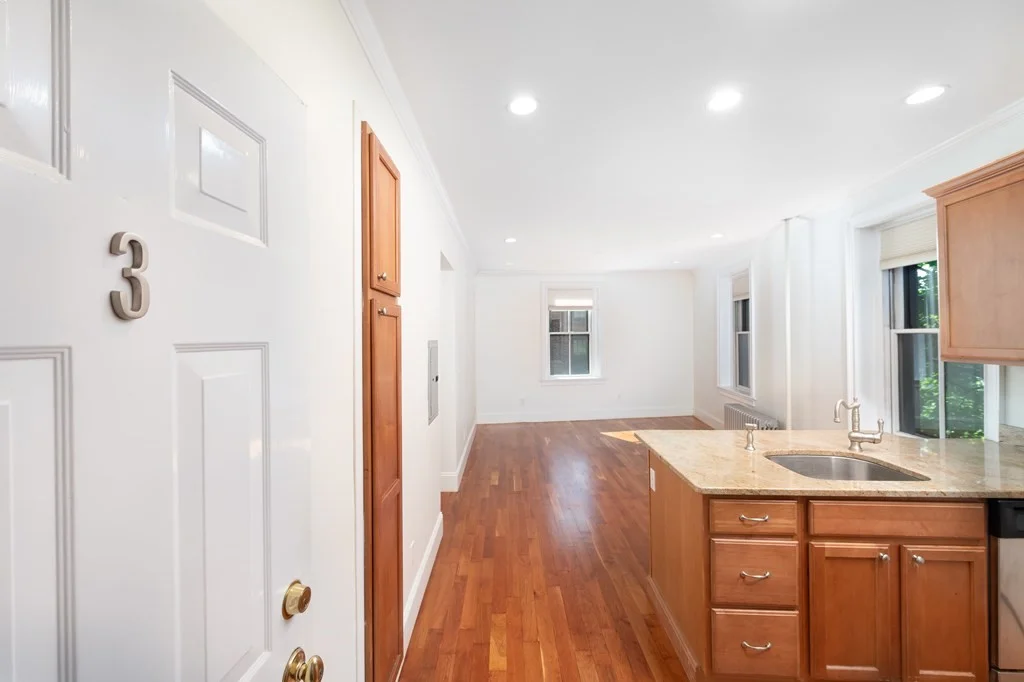 2 bed, 1 bath apartment for rent at 76 West Cedar St Unit 3R, Beacon Hill — photo 5 of 21