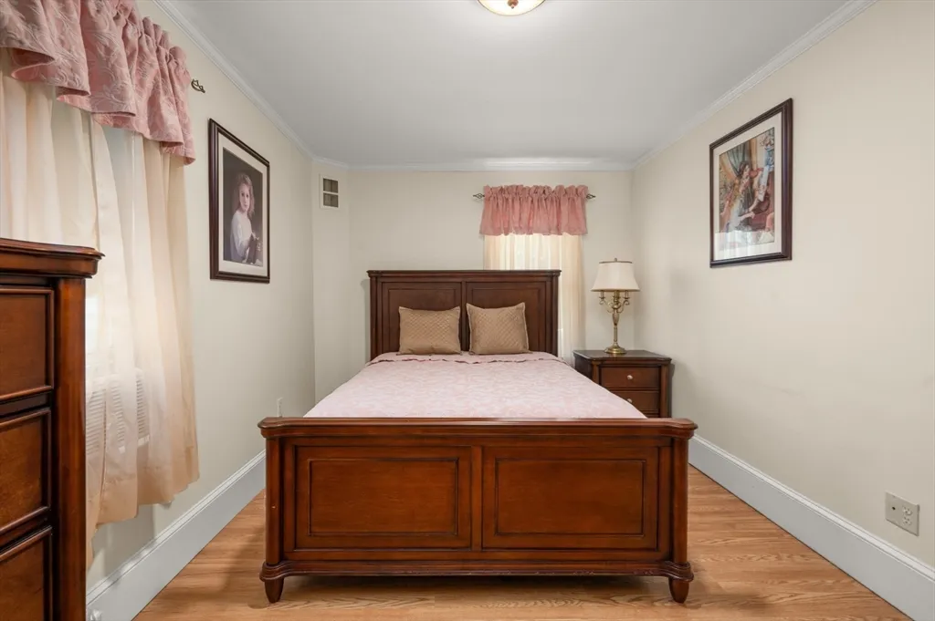 2 bed, 1 bath apartment for rent at 76 Windsor Rd Unit 1, Tufts University — photo 18 of 32