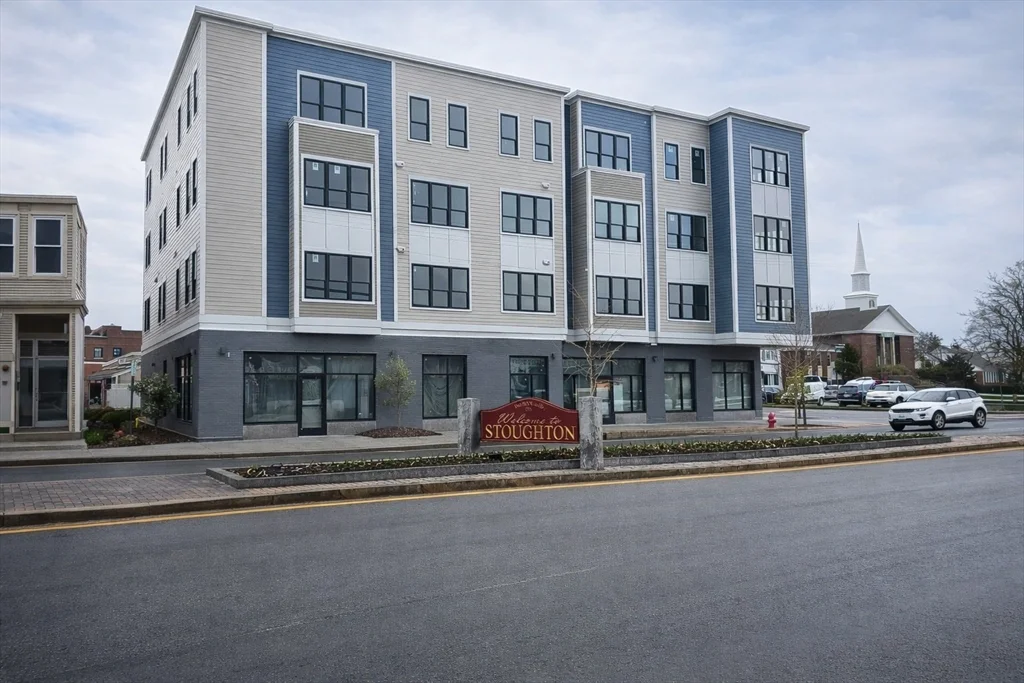 2 bed, 1 bath apartment for rent at 760-770 Washington St Unit 202, Stoughton — photo 5 of 5