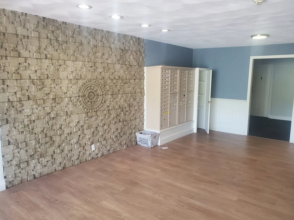 2 bed, 1 bath apartment for rent at 760 Cummins Highway Unit 12, Mattapan — photo 12 of 14