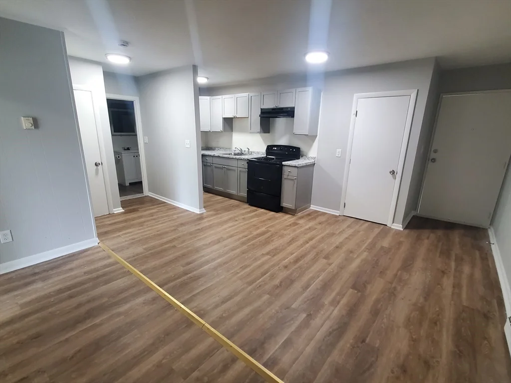 2 bed, 1 bath apartment for rent at 760 Cummins Highway Unit 12, Mattapan — photo 2 of 14